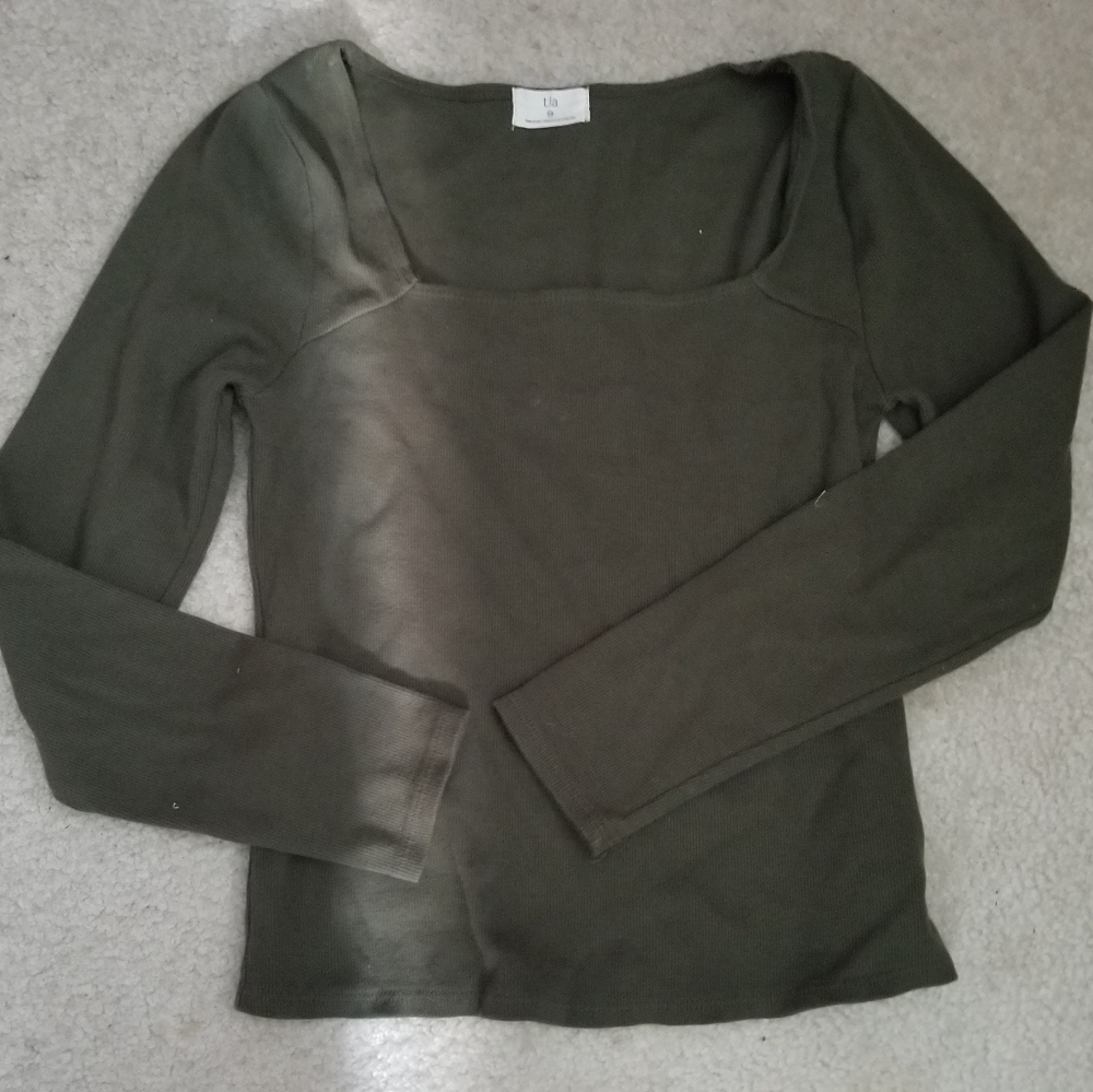 Square neck long sleeve top